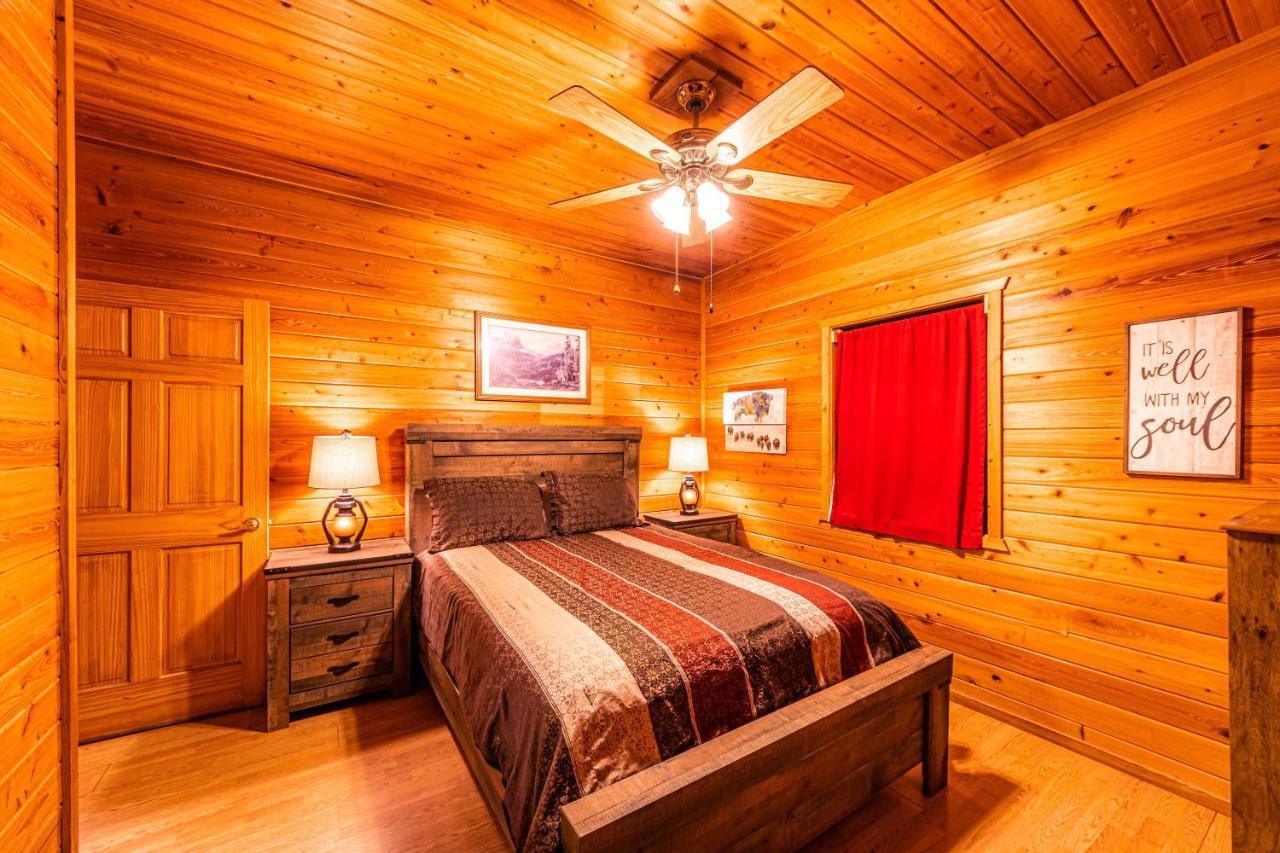 Cabin #4 The Wolves Den - Pet Friendly- Sleeps 6 - Playground & Game Room Payson Exterior photo