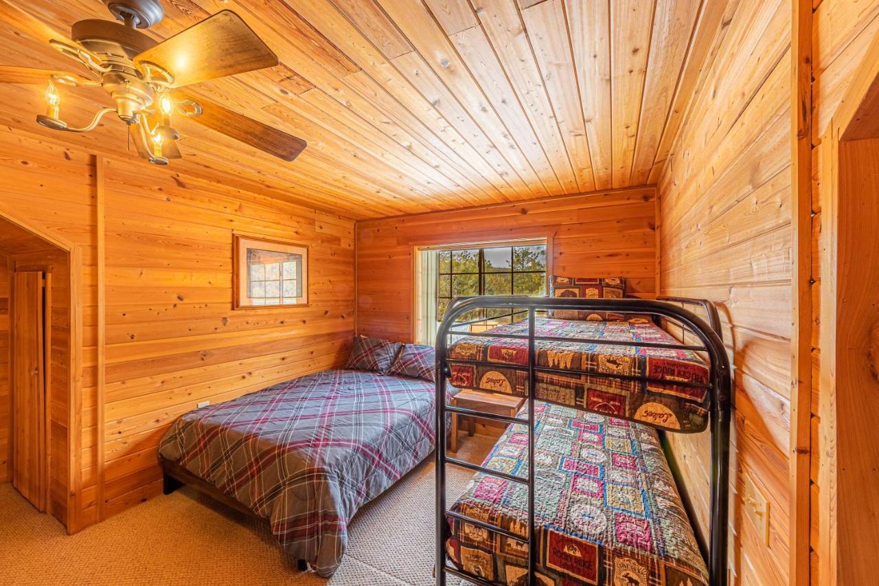 Cabin #4 The Wolves Den - Pet Friendly- Sleeps 6 - Playground & Game Room Payson Exterior photo