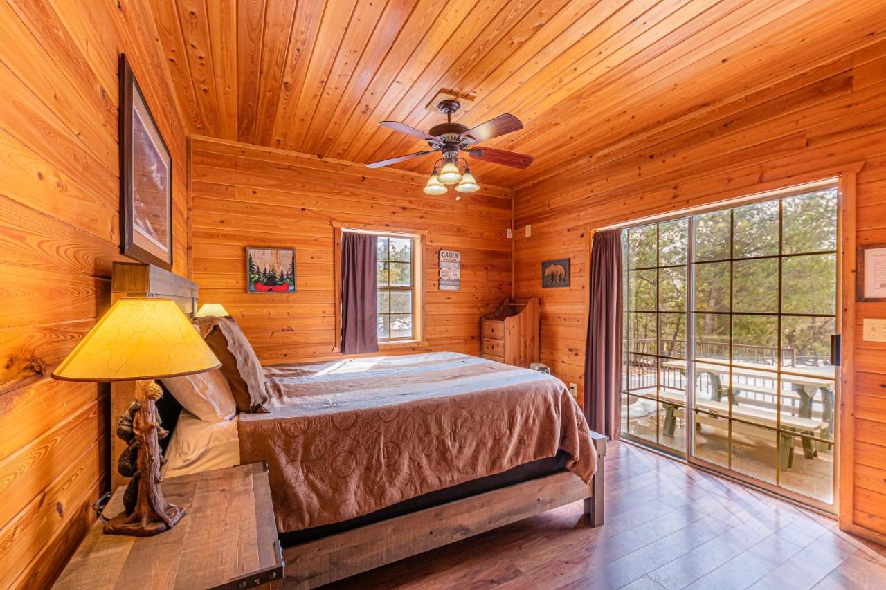 Cabin #4 The Wolves Den - Pet Friendly- Sleeps 6 - Playground & Game Room Payson Exterior photo